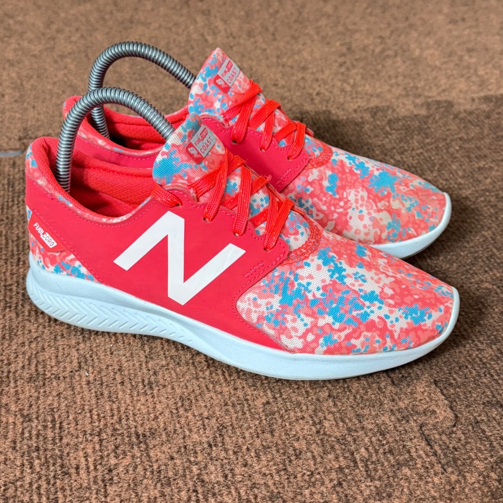 New Balance FuelCore Coast v3 Pink Blue Camo Running Shoes KJCSTMDY Womens 5 A+